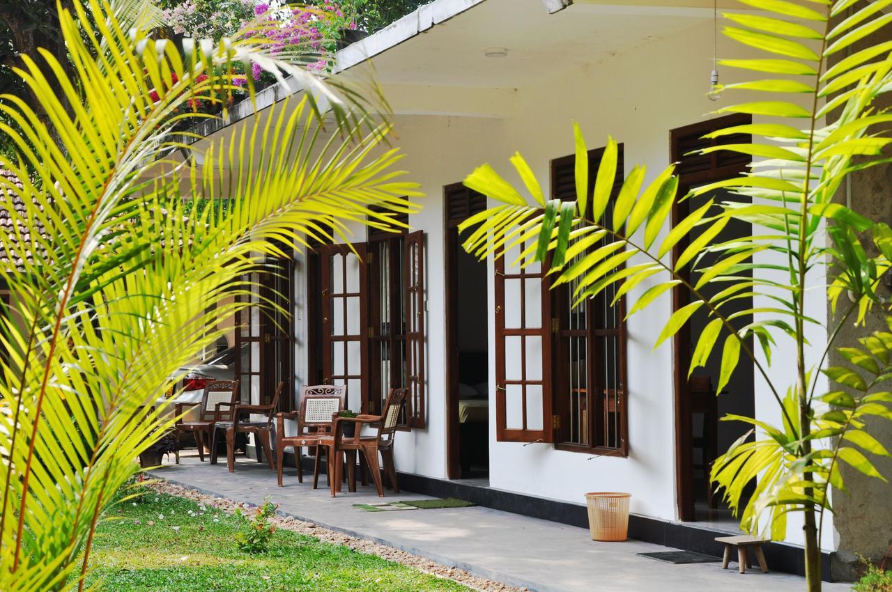 Medawatta Villa Mirissa Esterno foto