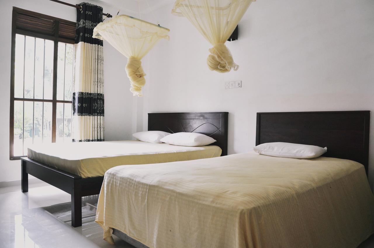 Medawatta Villa Mirissa Esterno foto
