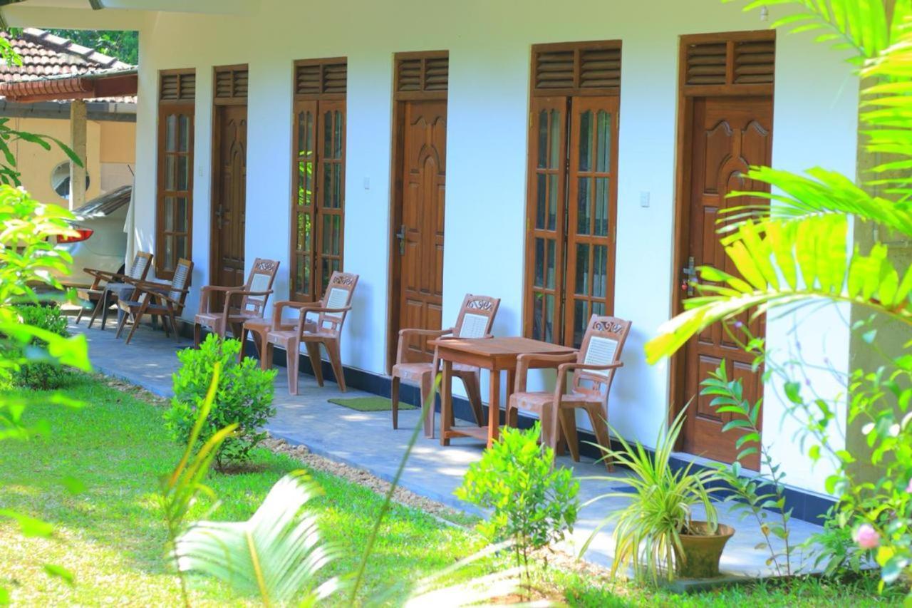 Medawatta Villa Mirissa Esterno foto