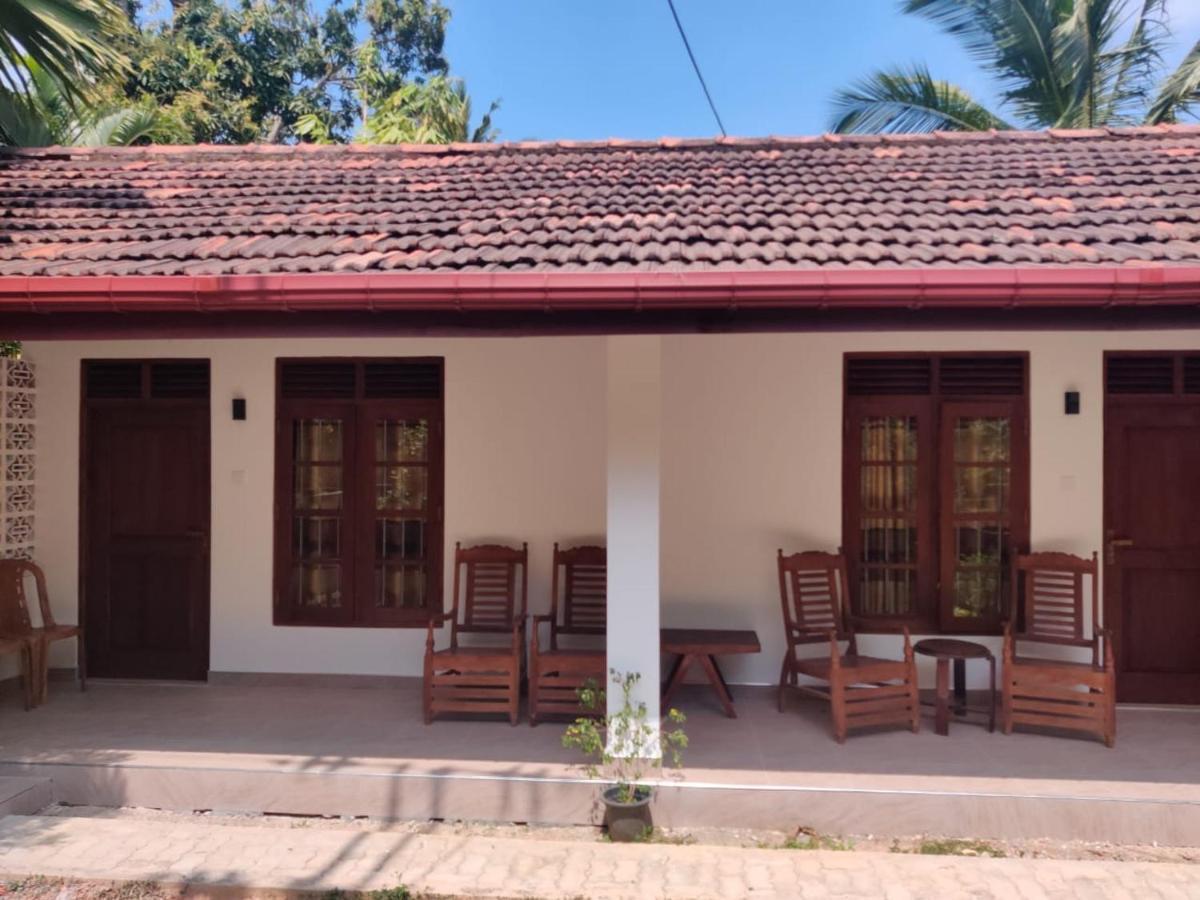 Medawatta Villa Mirissa Esterno foto